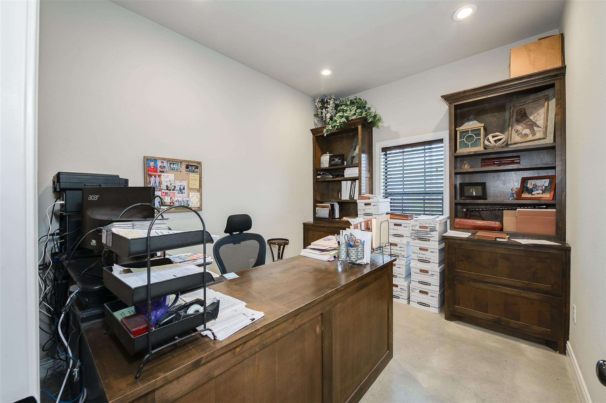 11184 Dan Williams Ln, College Station, TX 77845