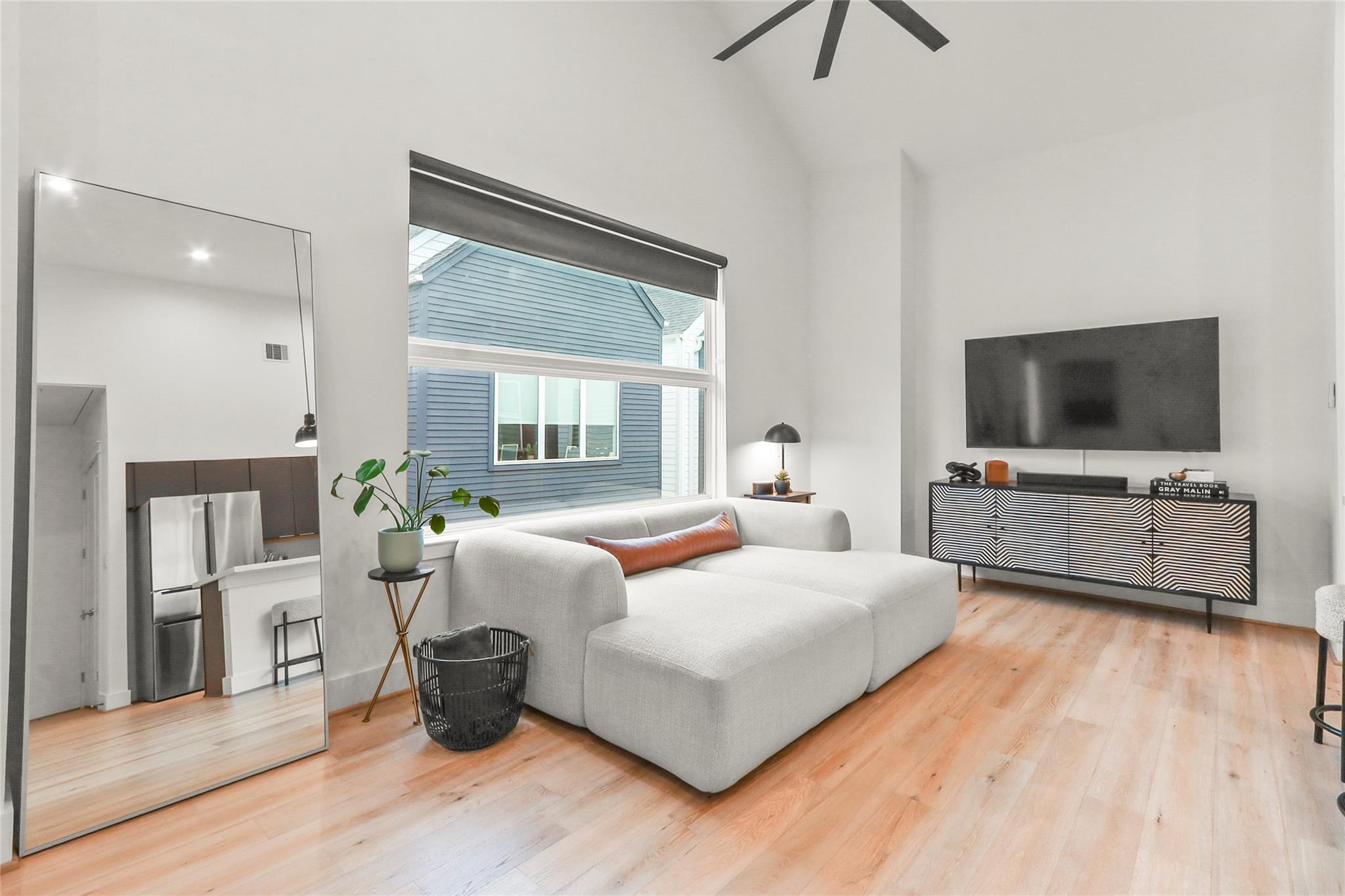 1141 W 17th St # A, Houston, TX 77008