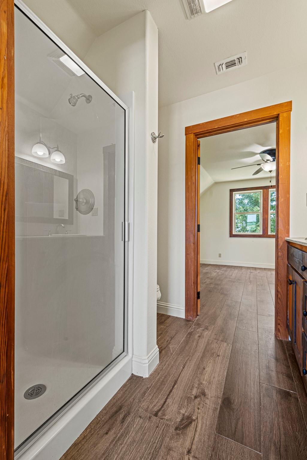 810 Clear Creek Rd, Fredericksburg, TX 78624