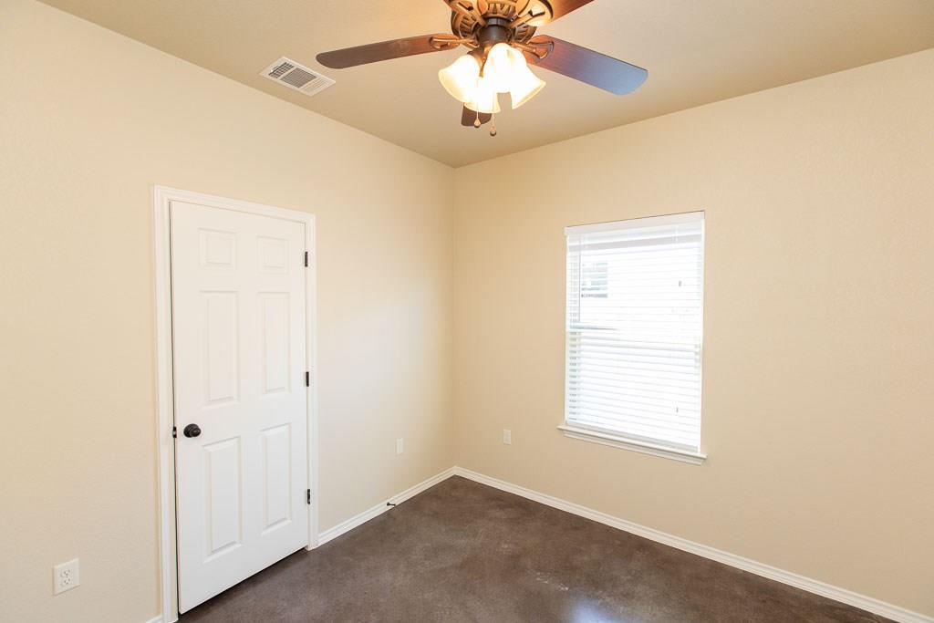 189 Joanne Loop # B, Buda, TX 78610