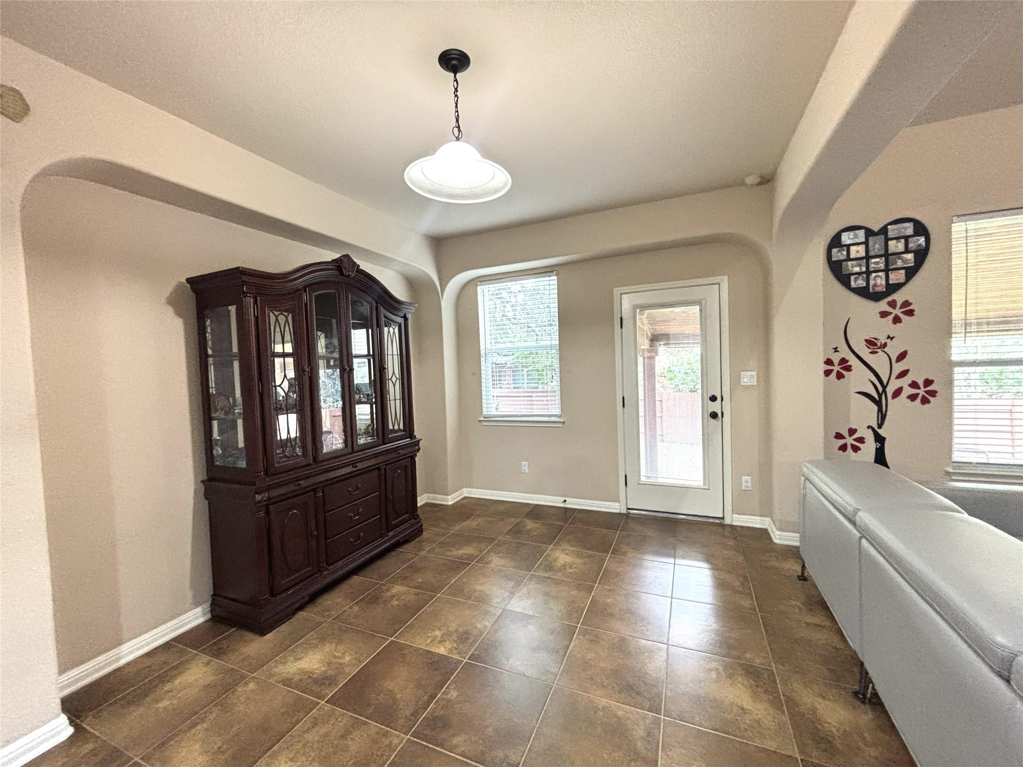 705 S Frontier Ln, Cedar Park, TX 78613