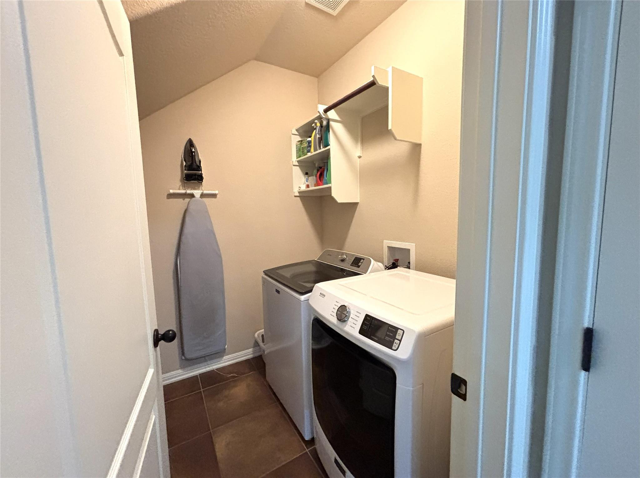 705 S Frontier Ln, Cedar Park, TX 78613