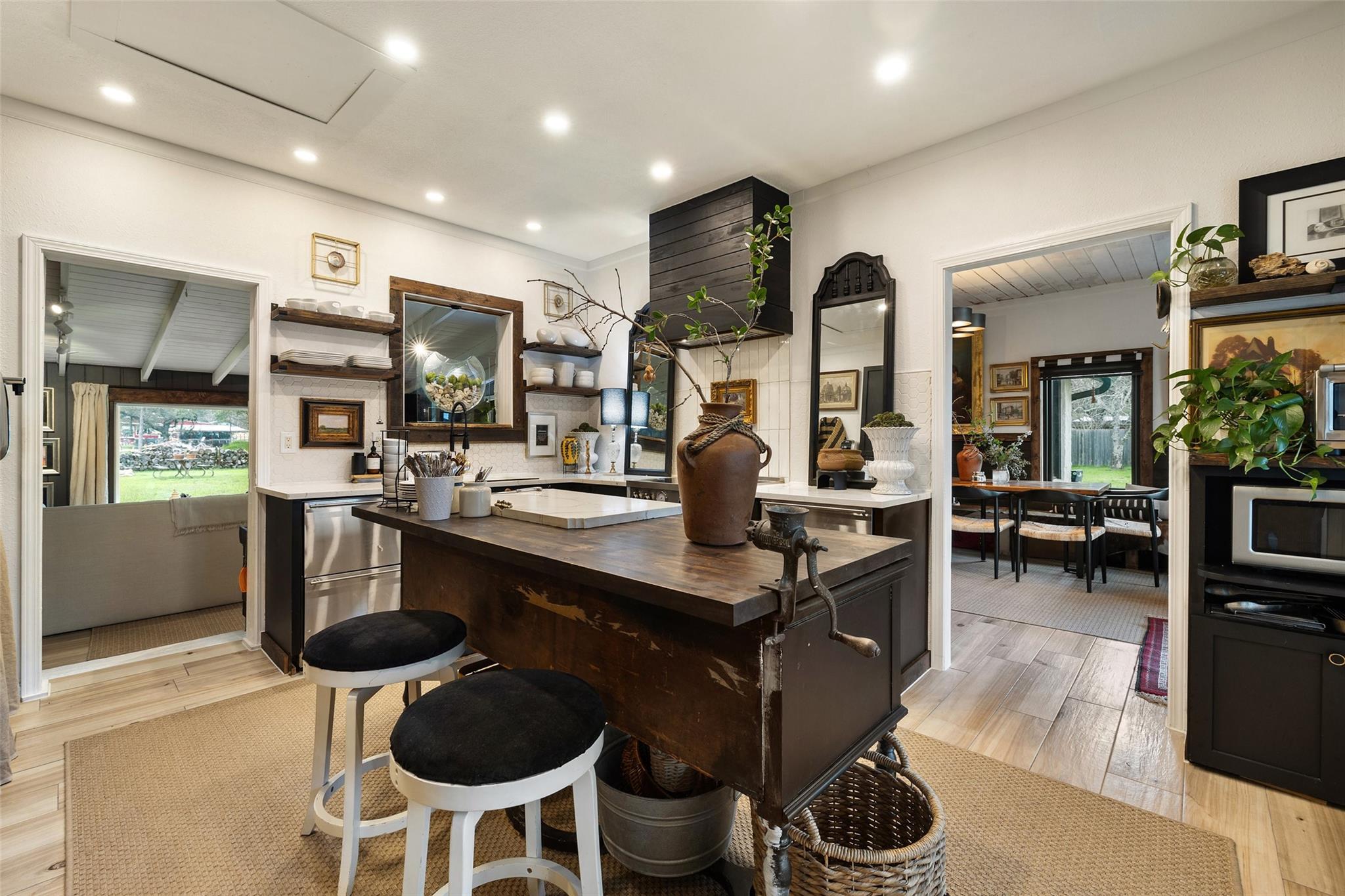 400 Lange Rd, Wimberley, TX 78676