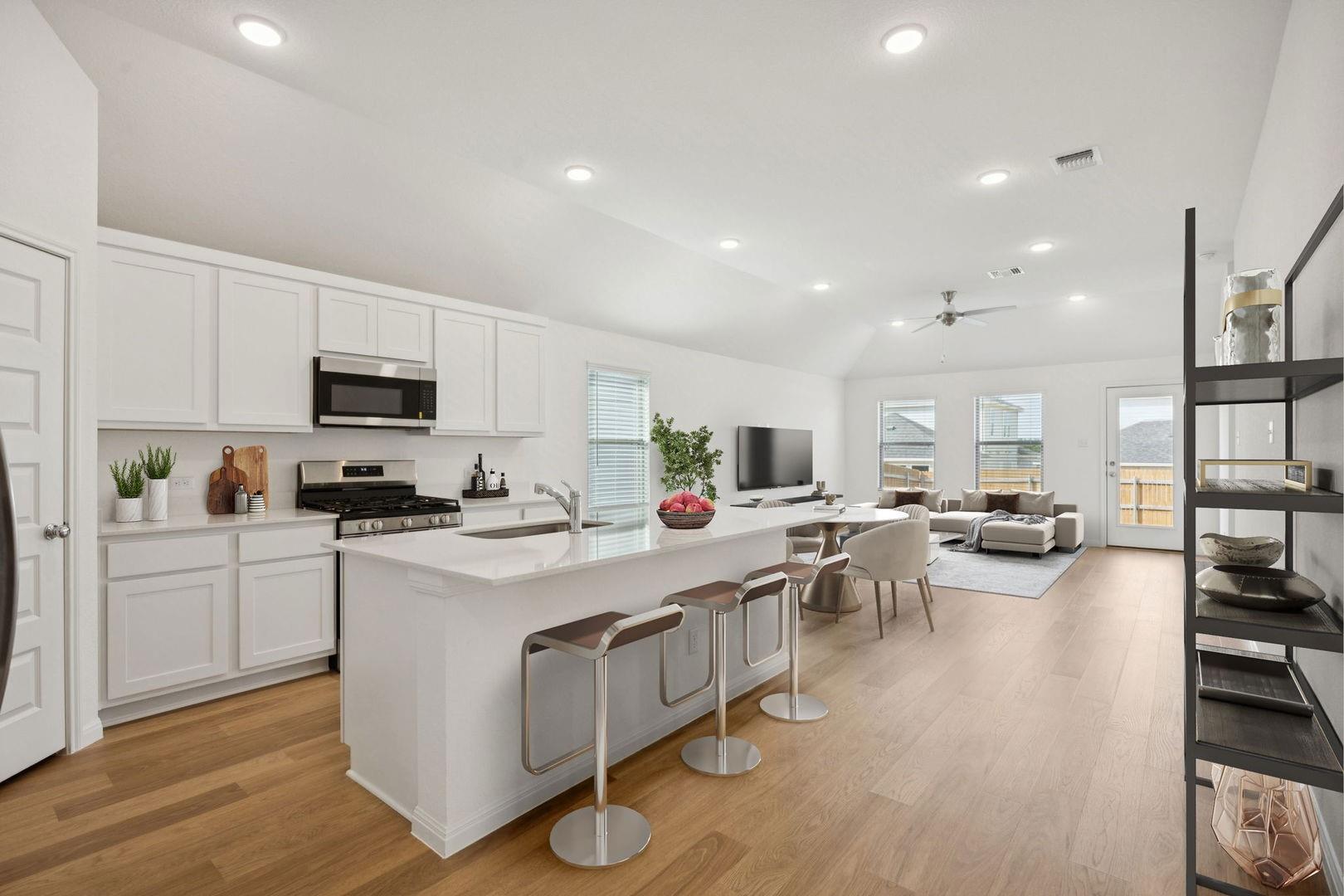 137 Tolo Dr, Elgin, TX 78621