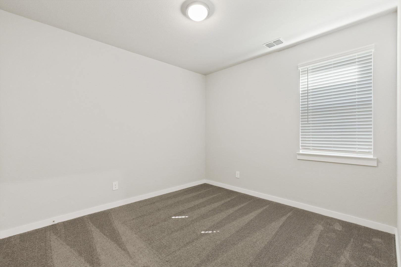 133 Tolo Dr, Elgin, TX 78621