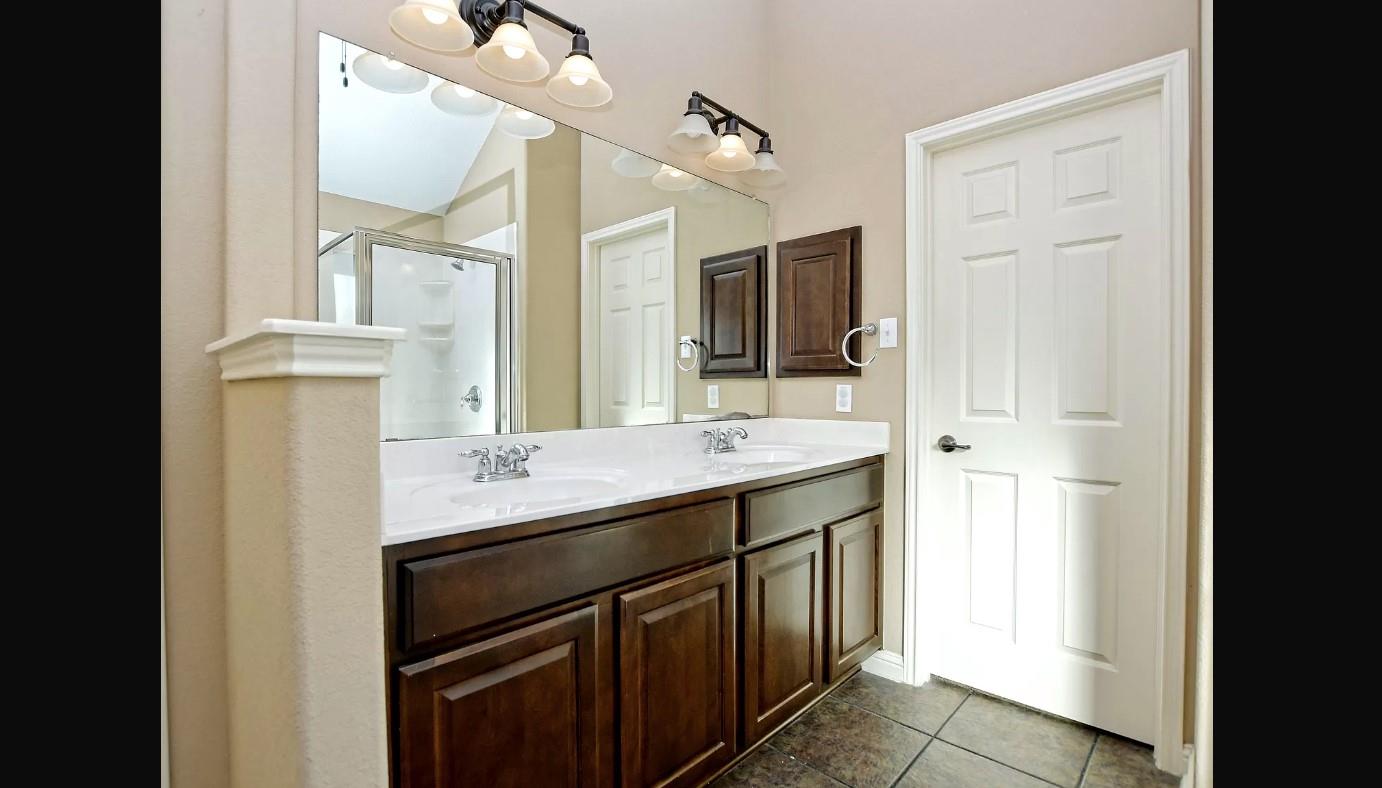 10121 Channel Island Dr, Austin, TX 78747