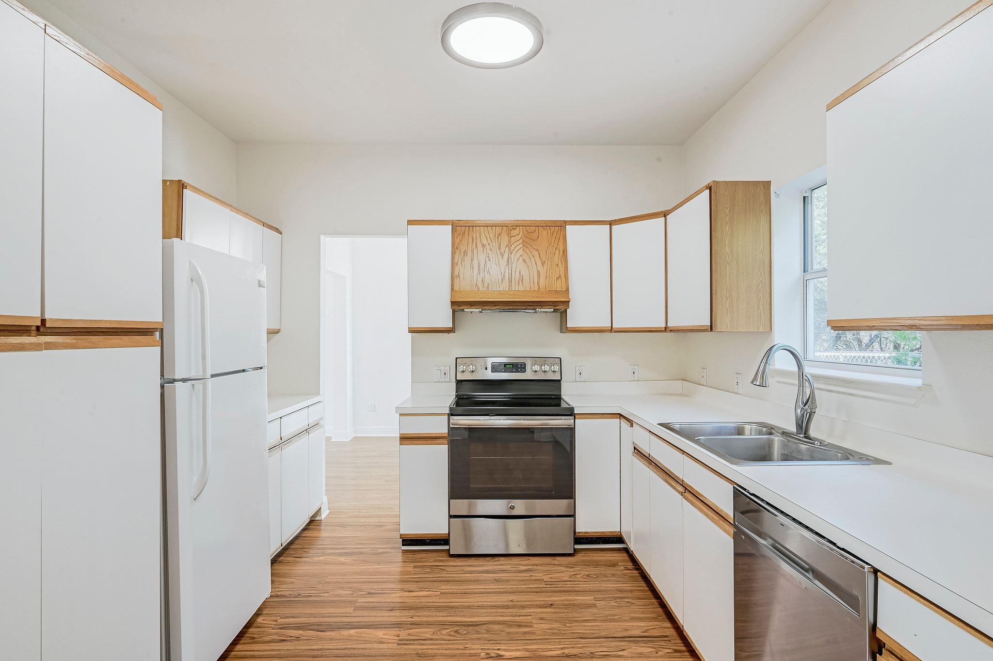 8302 N Madrone Trl, Austin, TX 78737