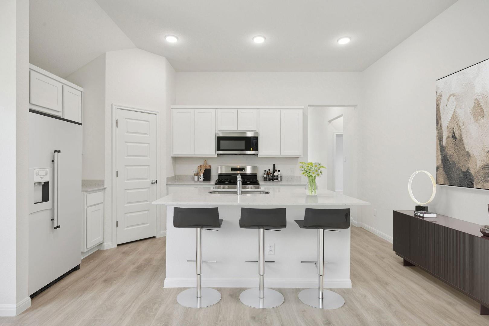 124 Tolo Dr, Elgin, TX 78621