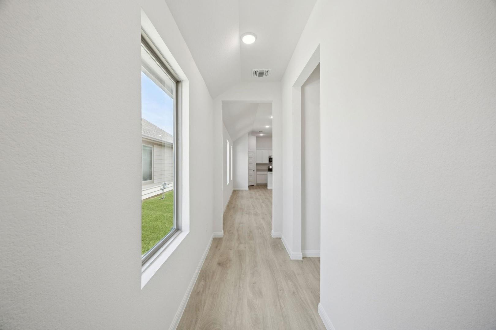 124 Tolo Dr, Elgin, TX 78621