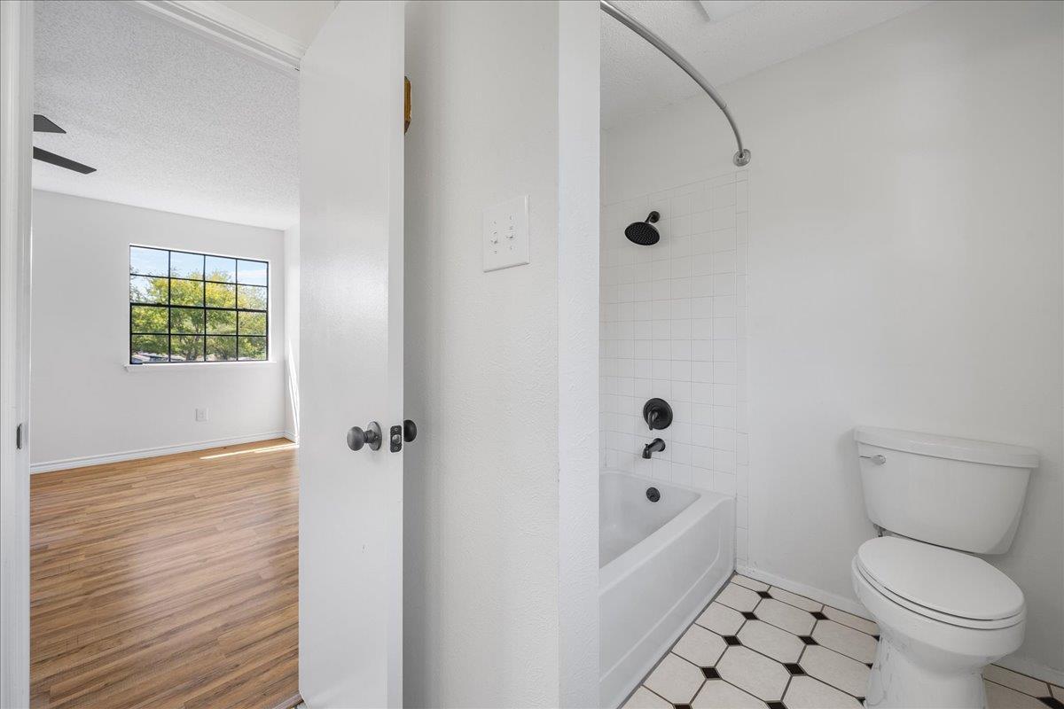 1404 Deupree Dr, Austin, TX 78753