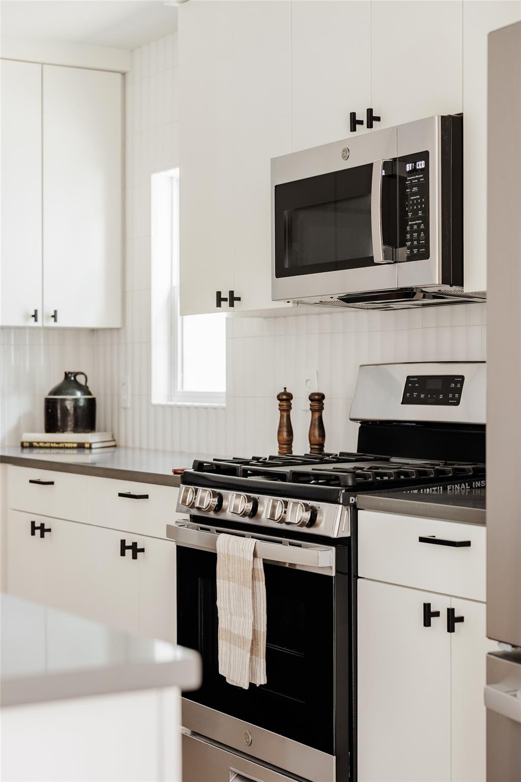 5204 Hedgewood, Austin, TX 78745