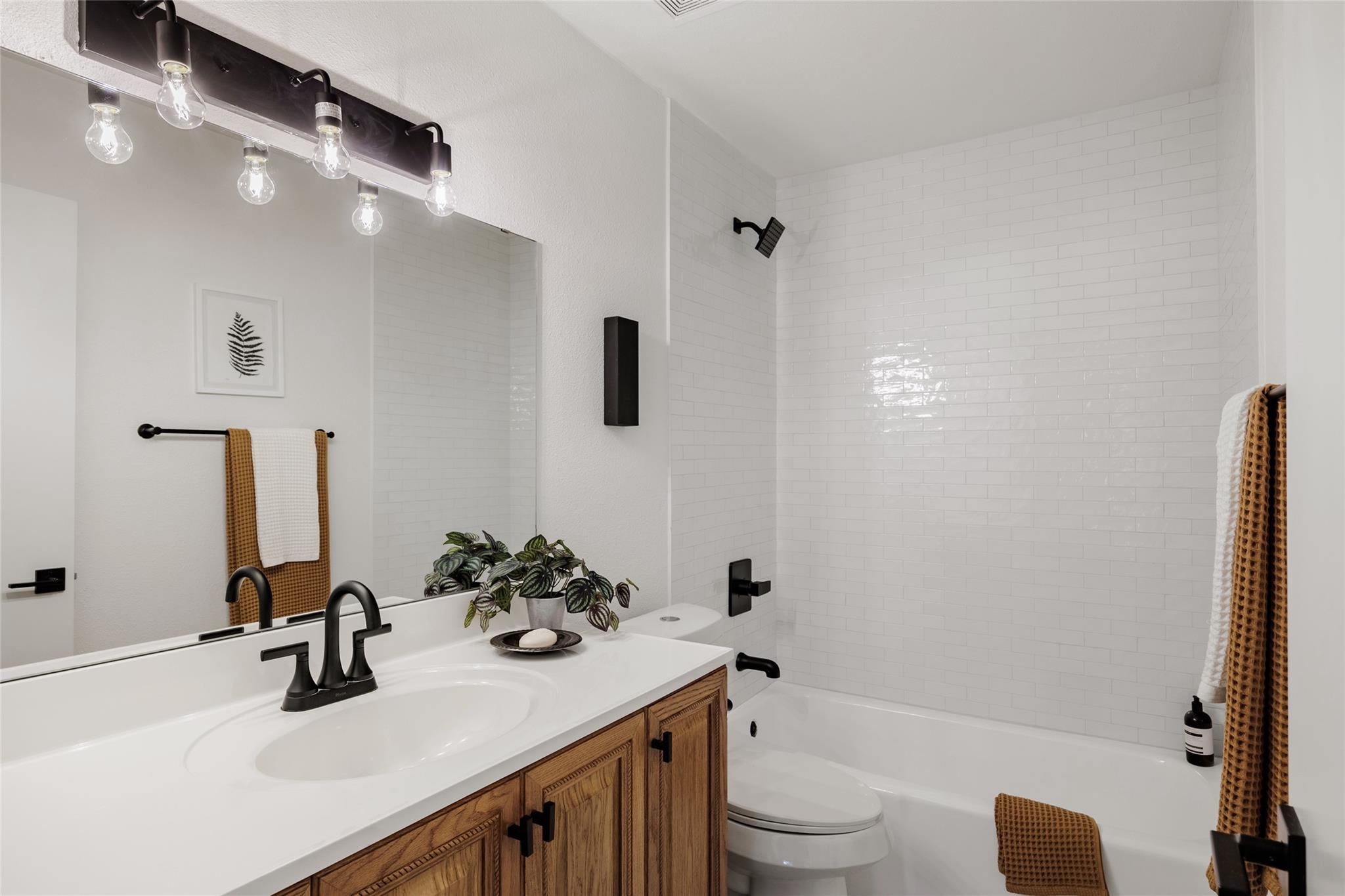 5204 Hedgewood, Austin, TX 78745