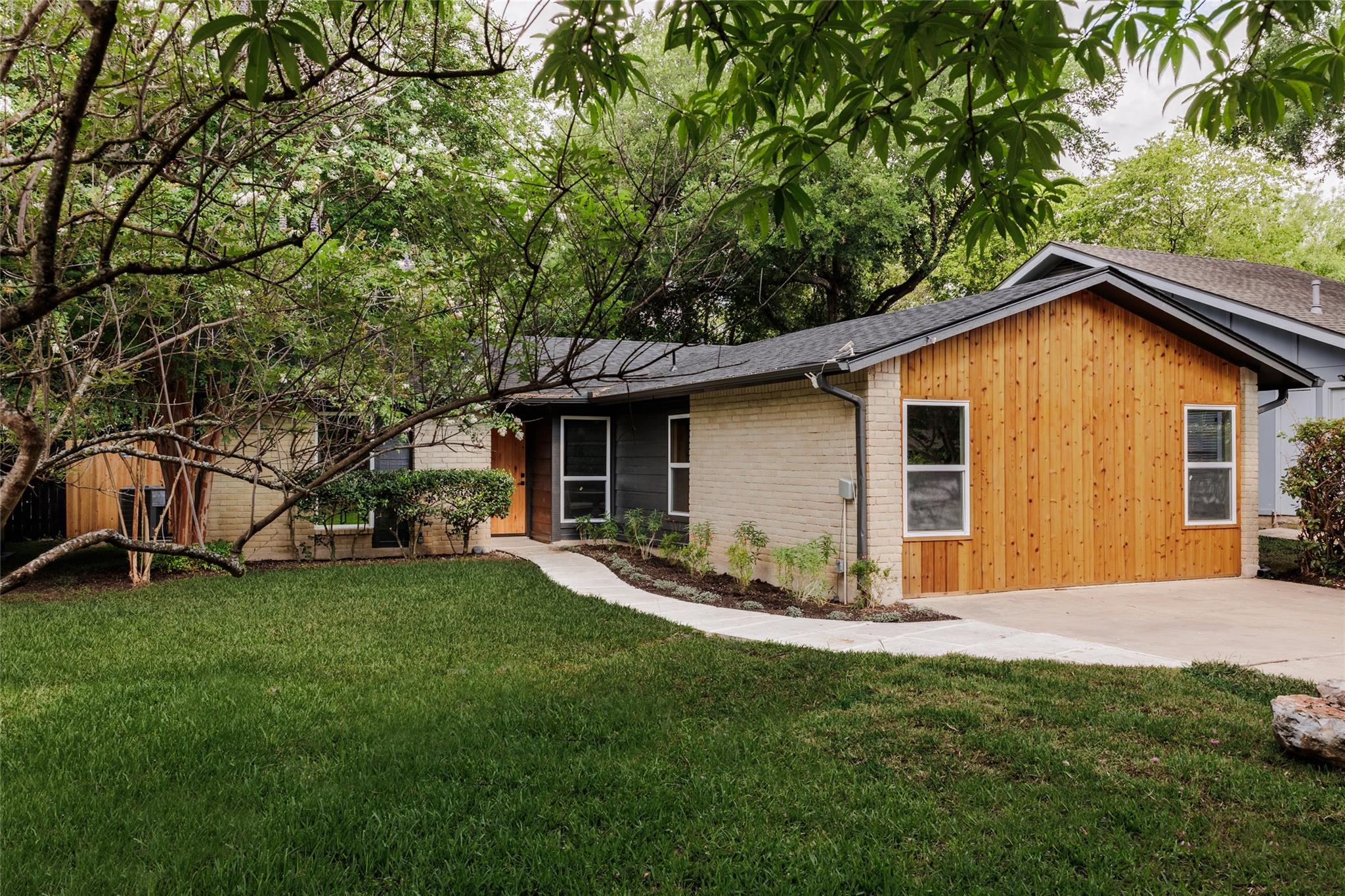 5204 Hedgewood, Austin, TX 78745