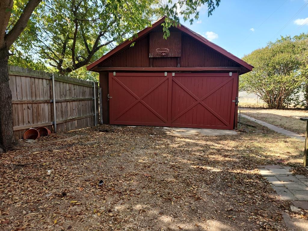 606 Mesquite St, Bastrop, TX 78602