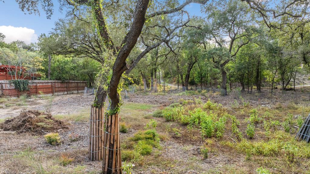 2705 Stratford Dr, Austin, TX 78746