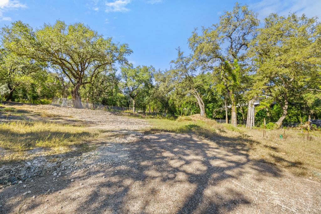 2705 Stratford Dr, Austin, TX 78746