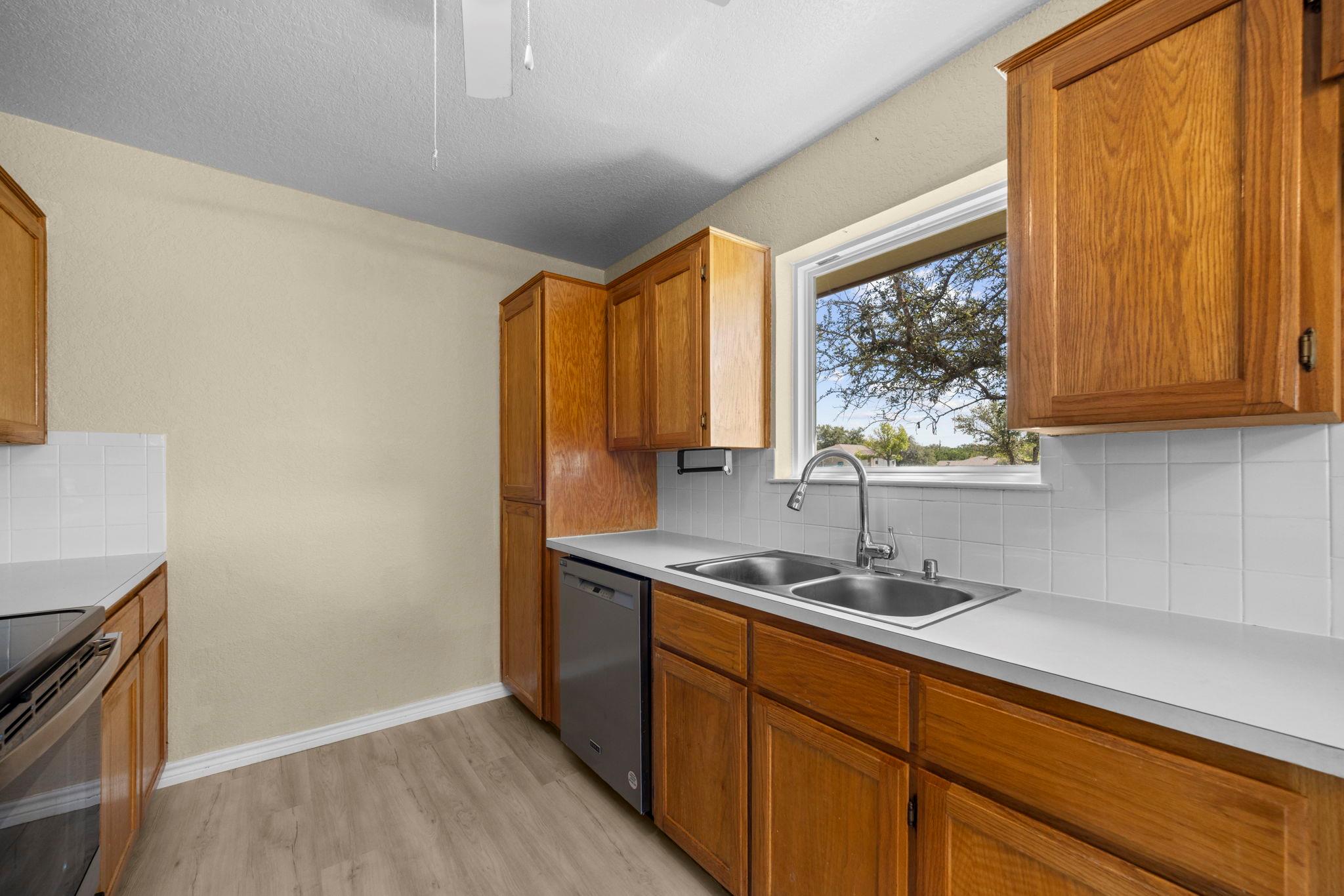 1012 Cherokee Trl, Kempner, TX 76539