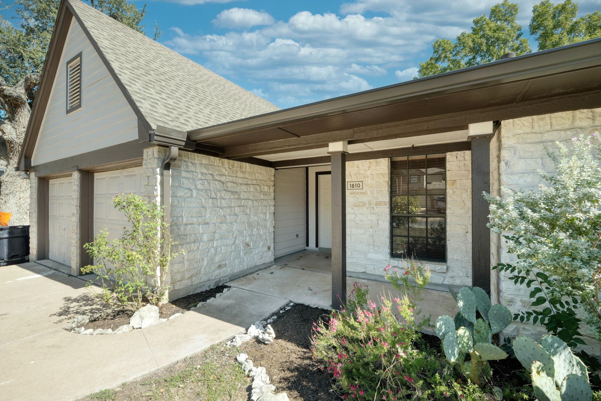 1810 Parkwood Dr, Leander, TX 78641