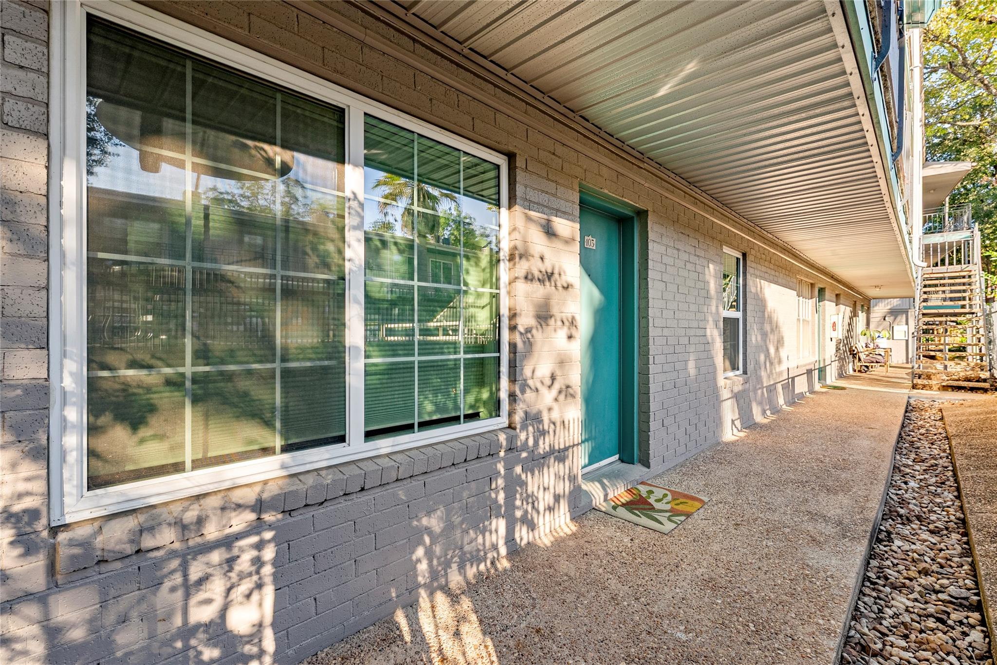 300 Crockett St # 103, Austin, TX 78704