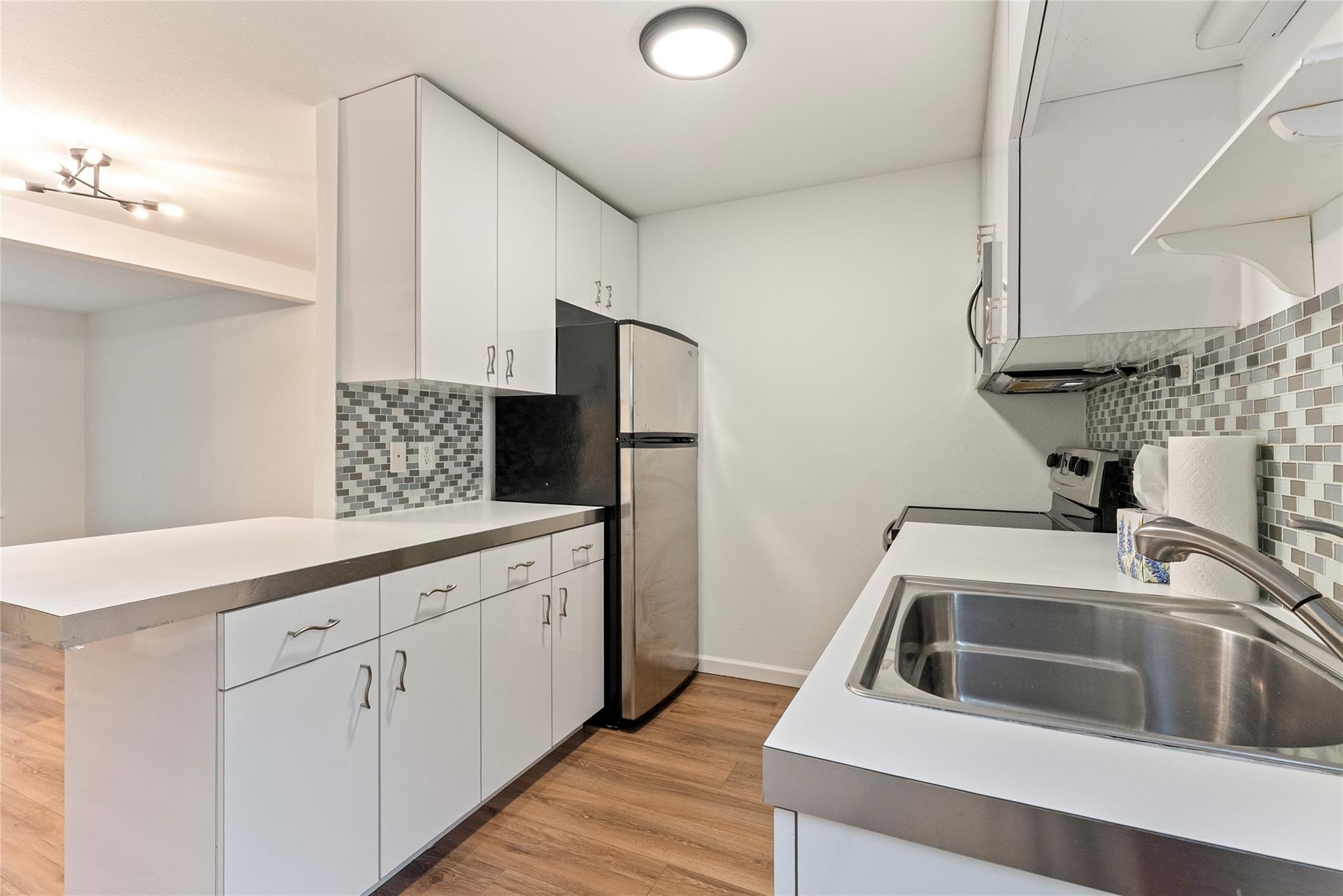 300 Crockett St # 103, Austin, TX 78704