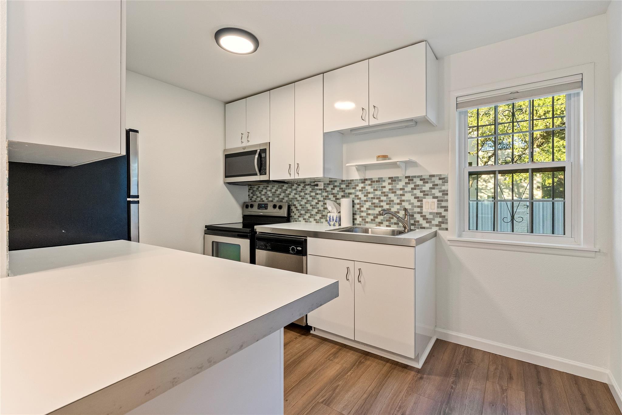 300 Crockett St # 103, Austin, TX 78704