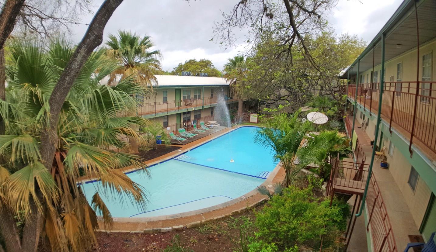 300 Crockett St # 103, Austin, TX 78704