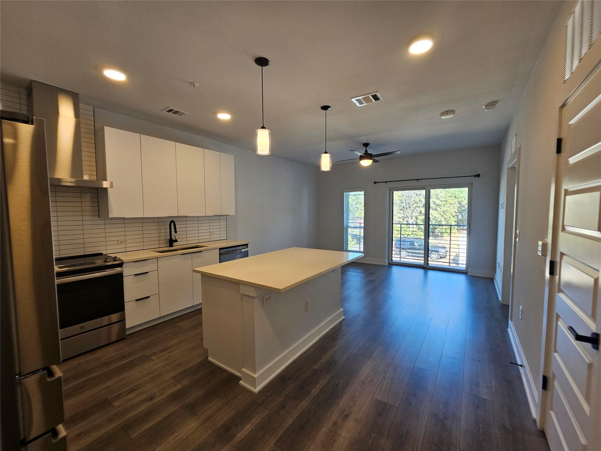 2220 Webberville Rd # 310, Austin, TX 78702