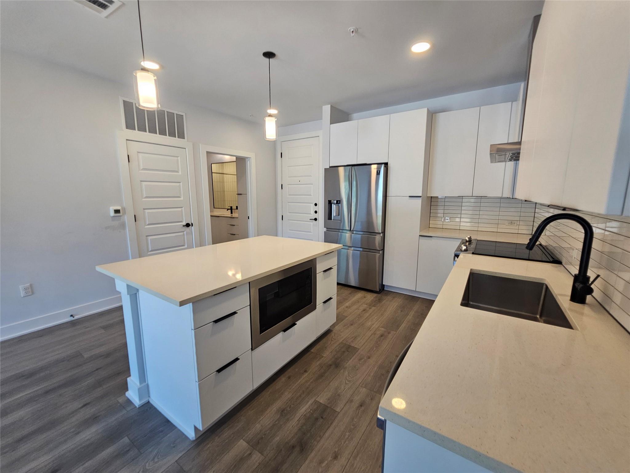 2220 Webberville Rd # 310, Austin, TX 78702