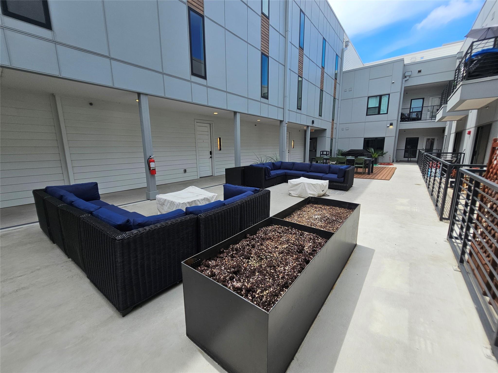 2220 Webberville Rd # 310, Austin, TX 78702