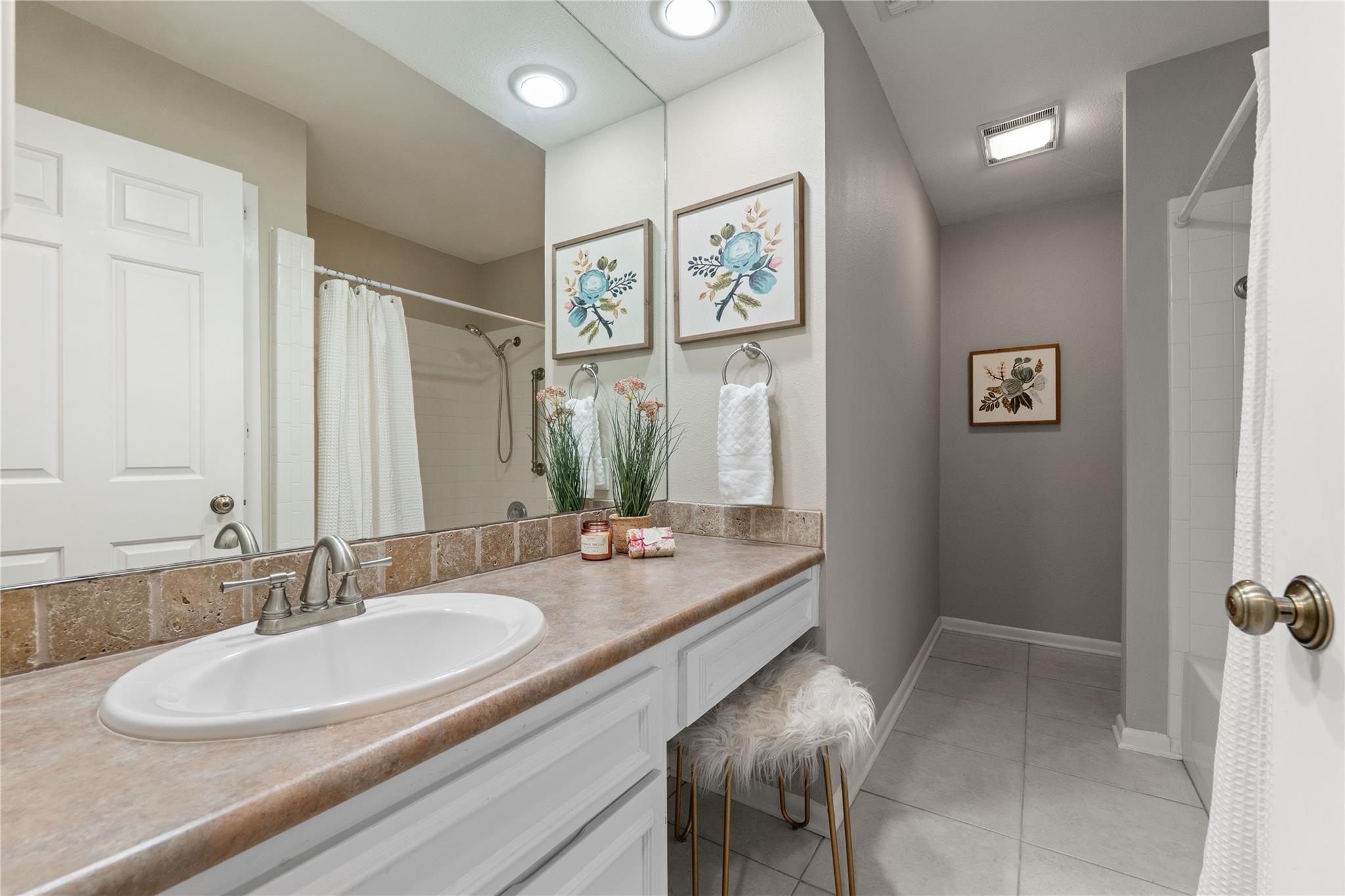 201 Ellwood St # 111, San Antonio, TX 78209