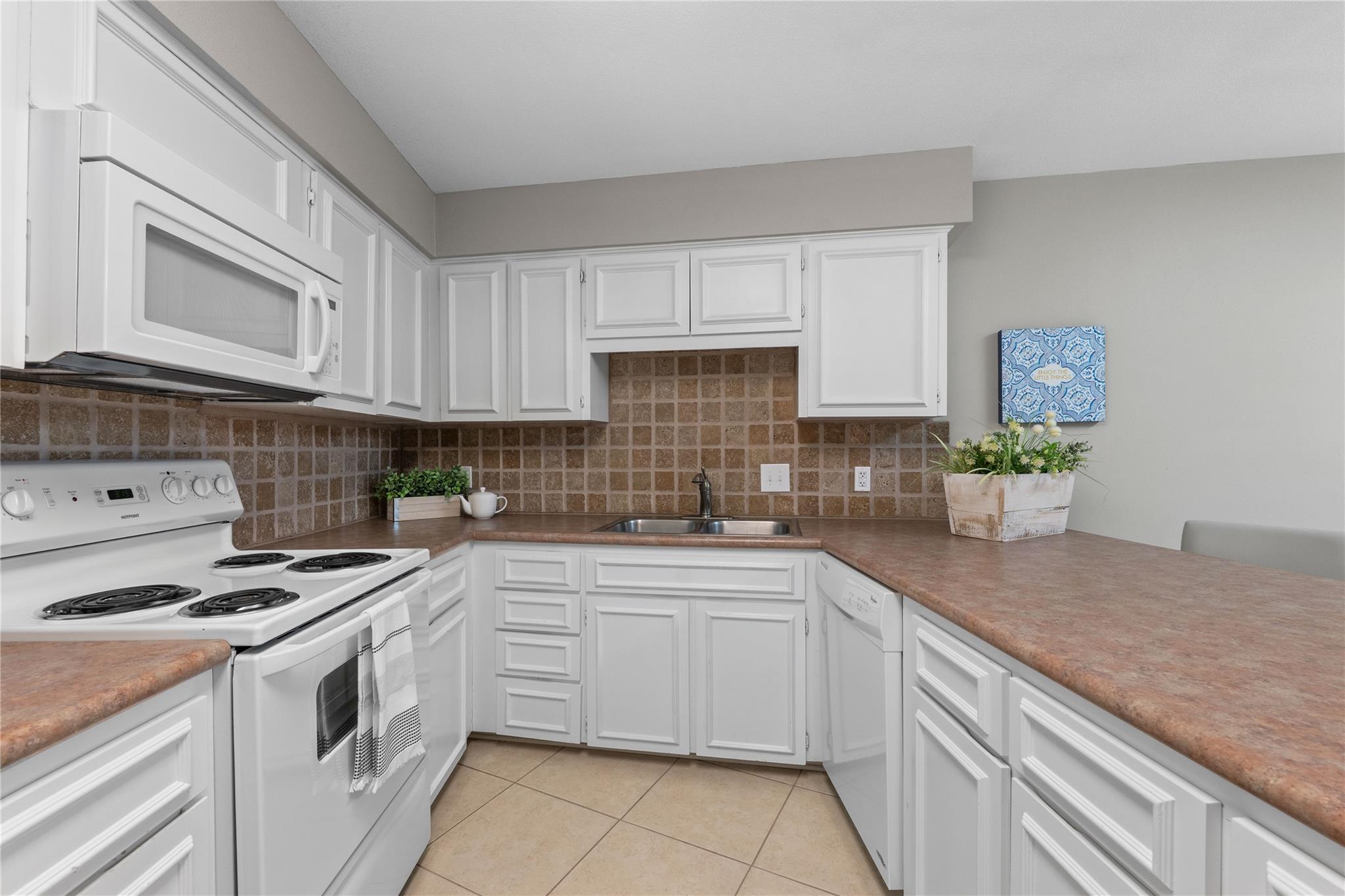 201 Ellwood St # 111, San Antonio, TX 78209