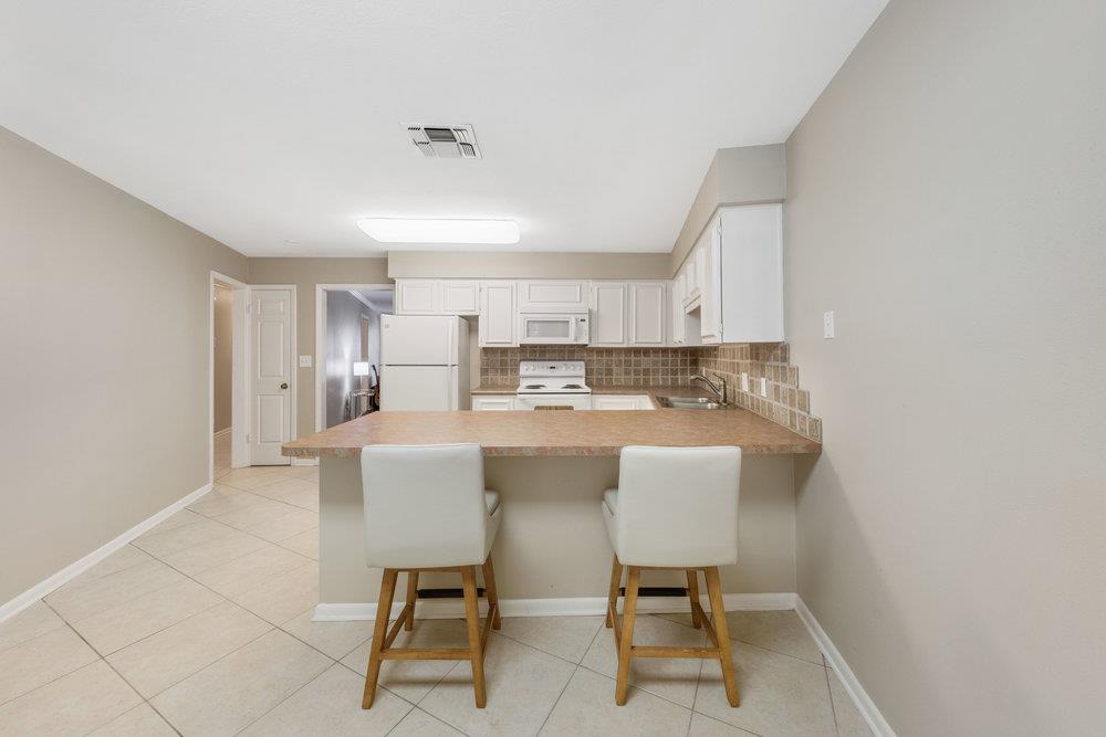 201 Ellwood St # 111, San Antonio, TX 78209