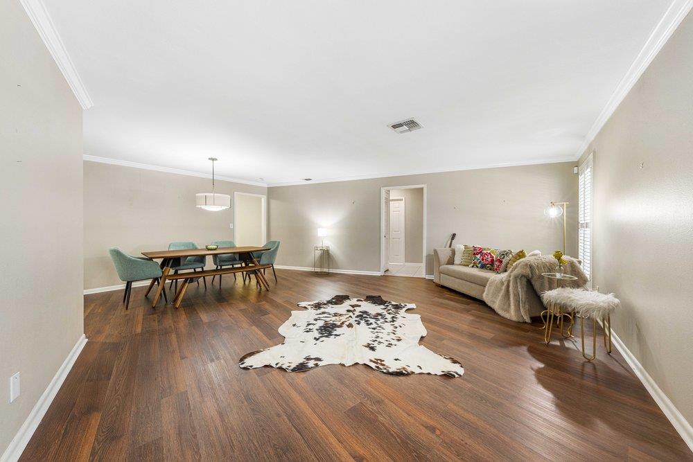 201 Ellwood St # 111, San Antonio, TX 78209