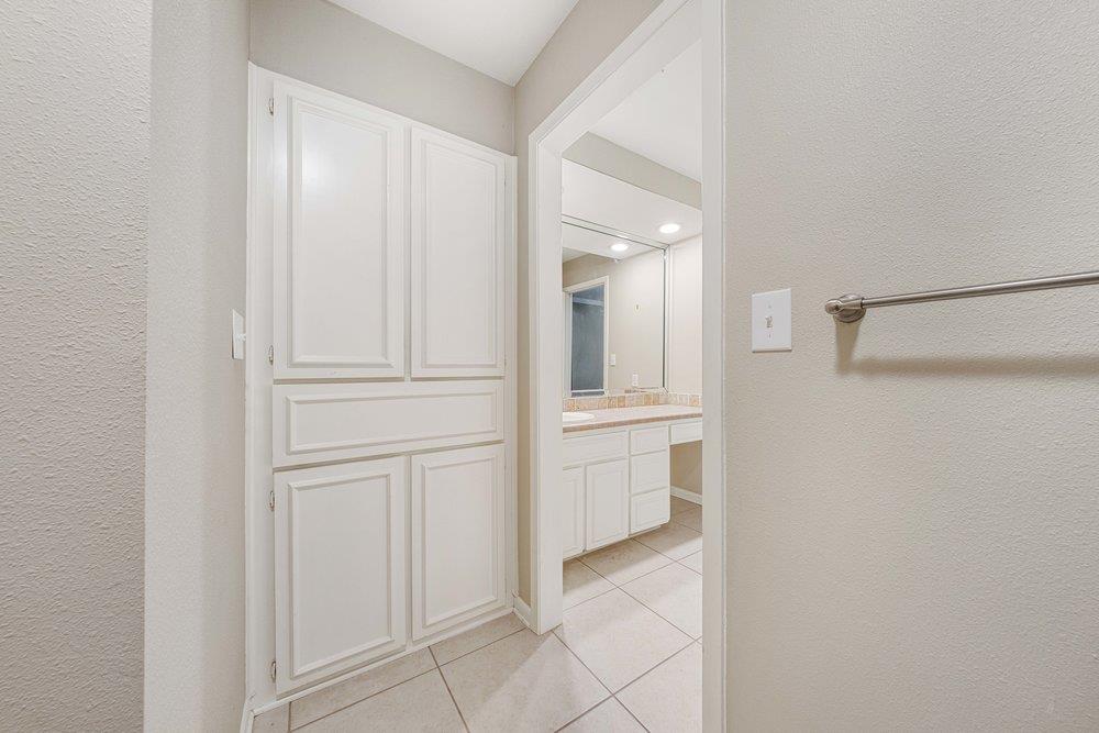 201 Ellwood St # 111, San Antonio, TX 78209