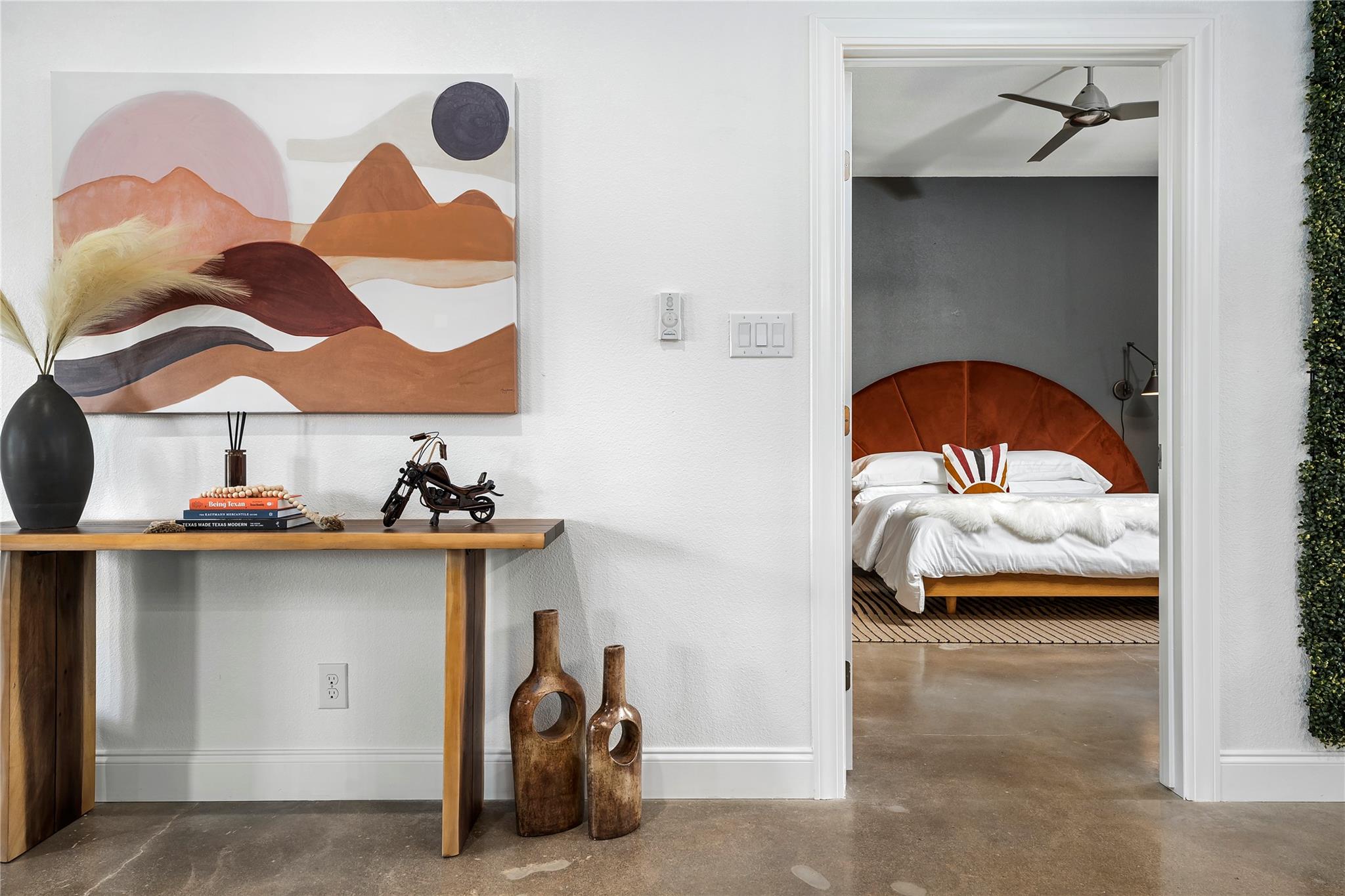 849 W Live Oak St, Fredericksburg, TX 78624