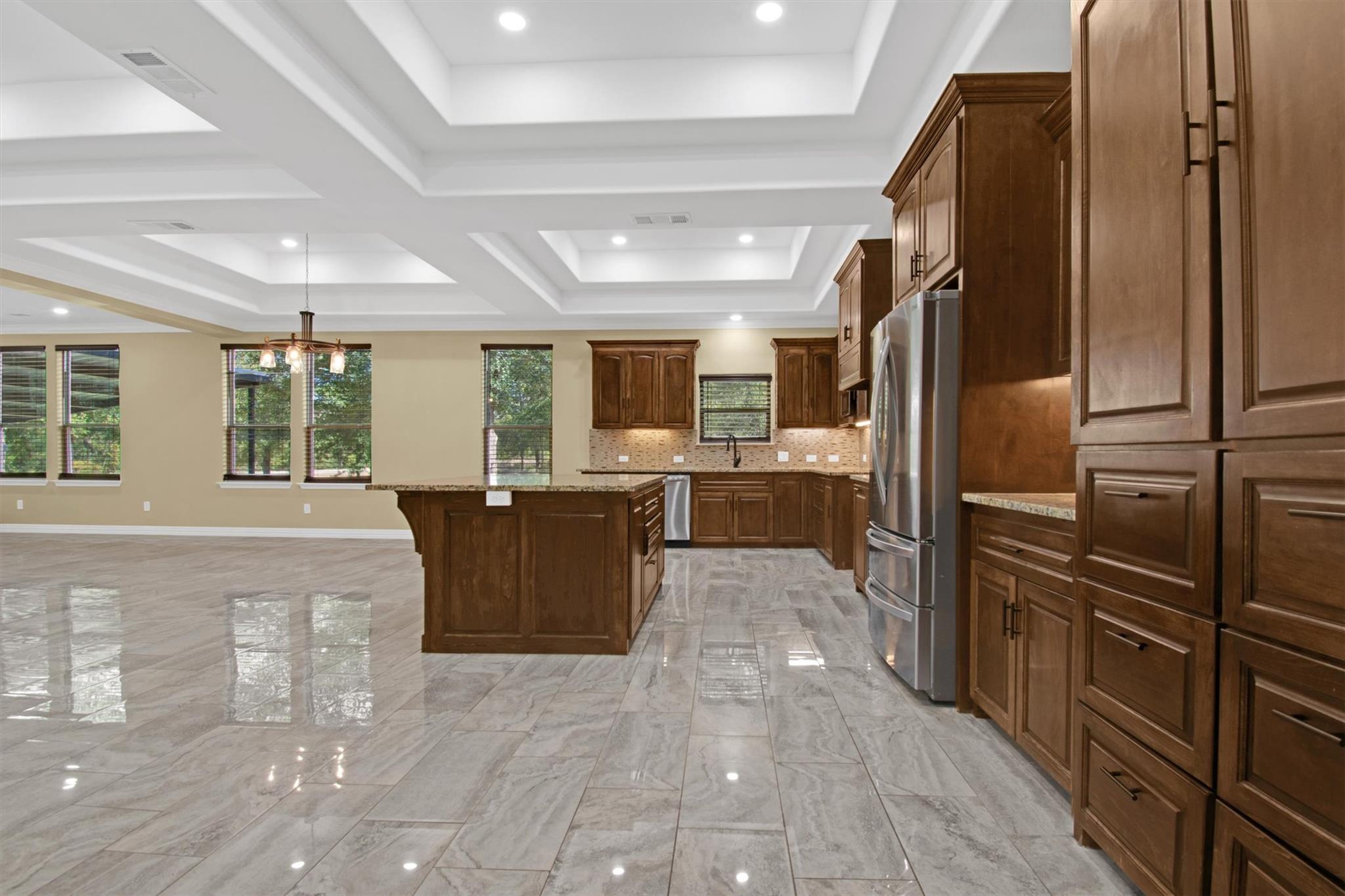 2247 Old Highway 20, McDade, TX 78650