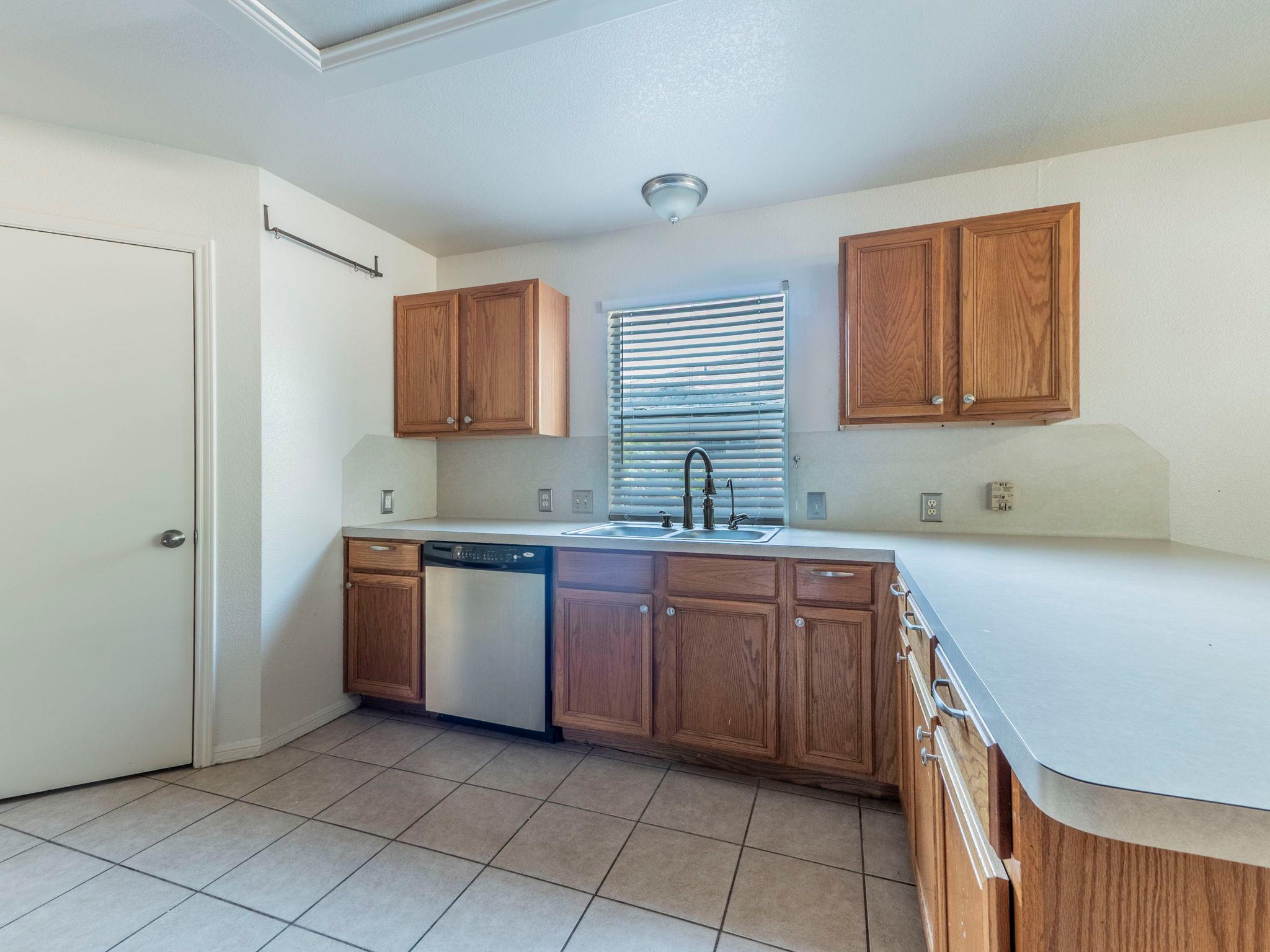 2316 Logan Dr, Round Rock, TX 78664