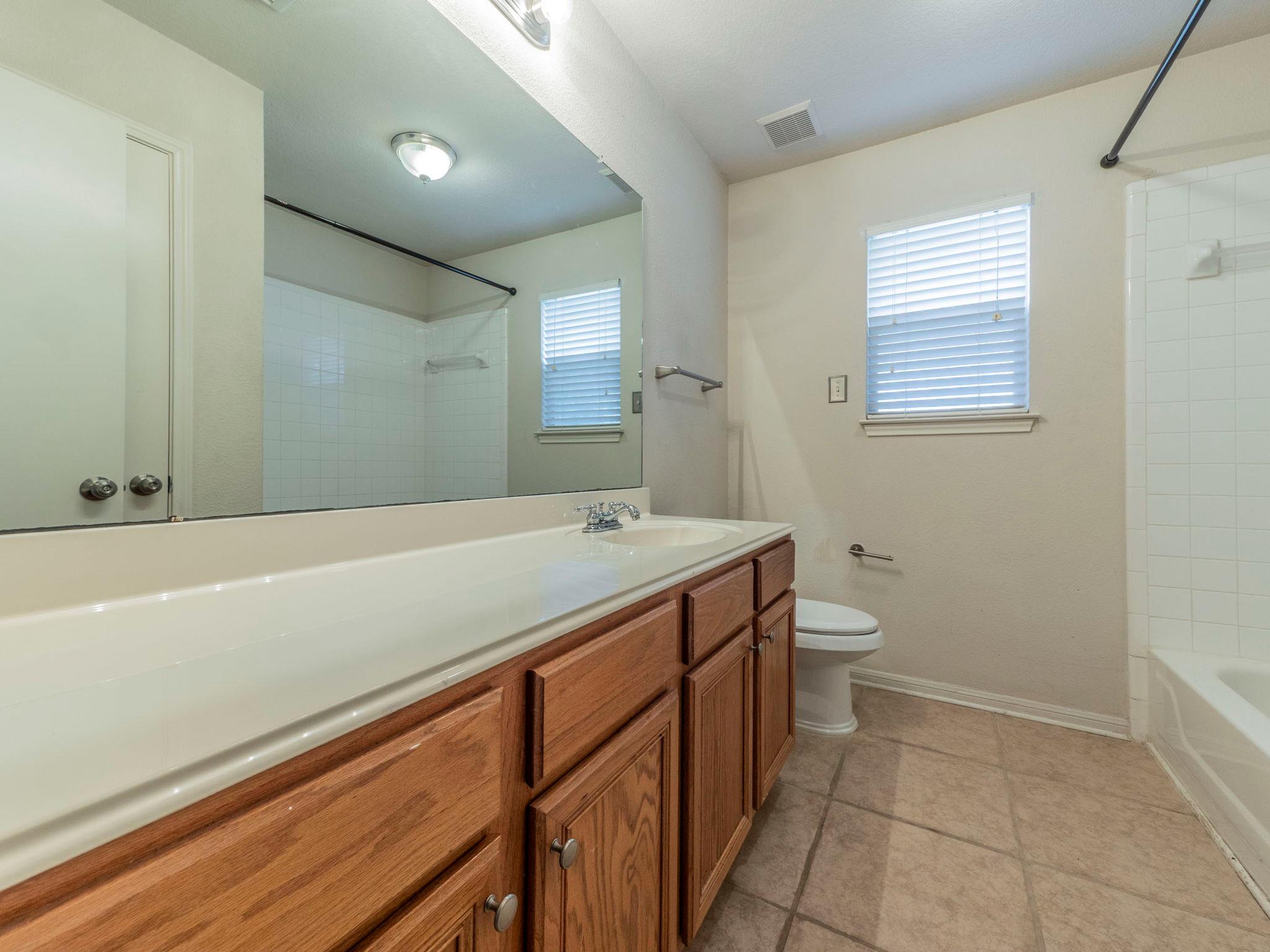 2316 Logan Dr, Round Rock, TX 78664