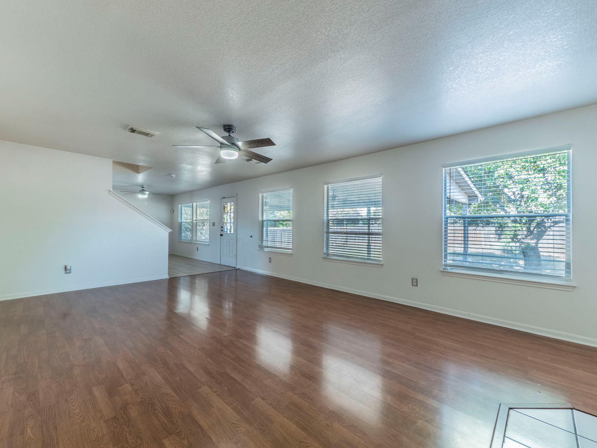 2316 Logan Dr, Round Rock, TX 78664