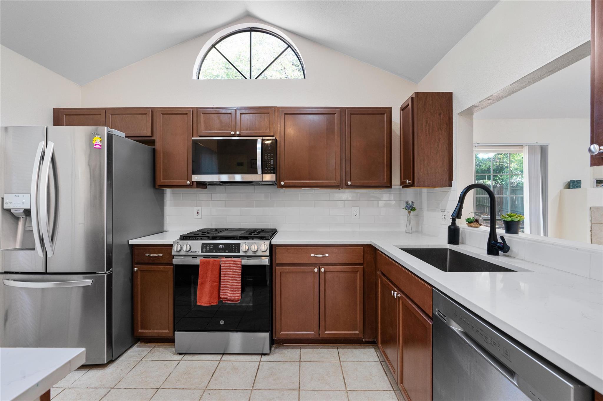 2010 Cervin Blvd, Austin, TX 78728