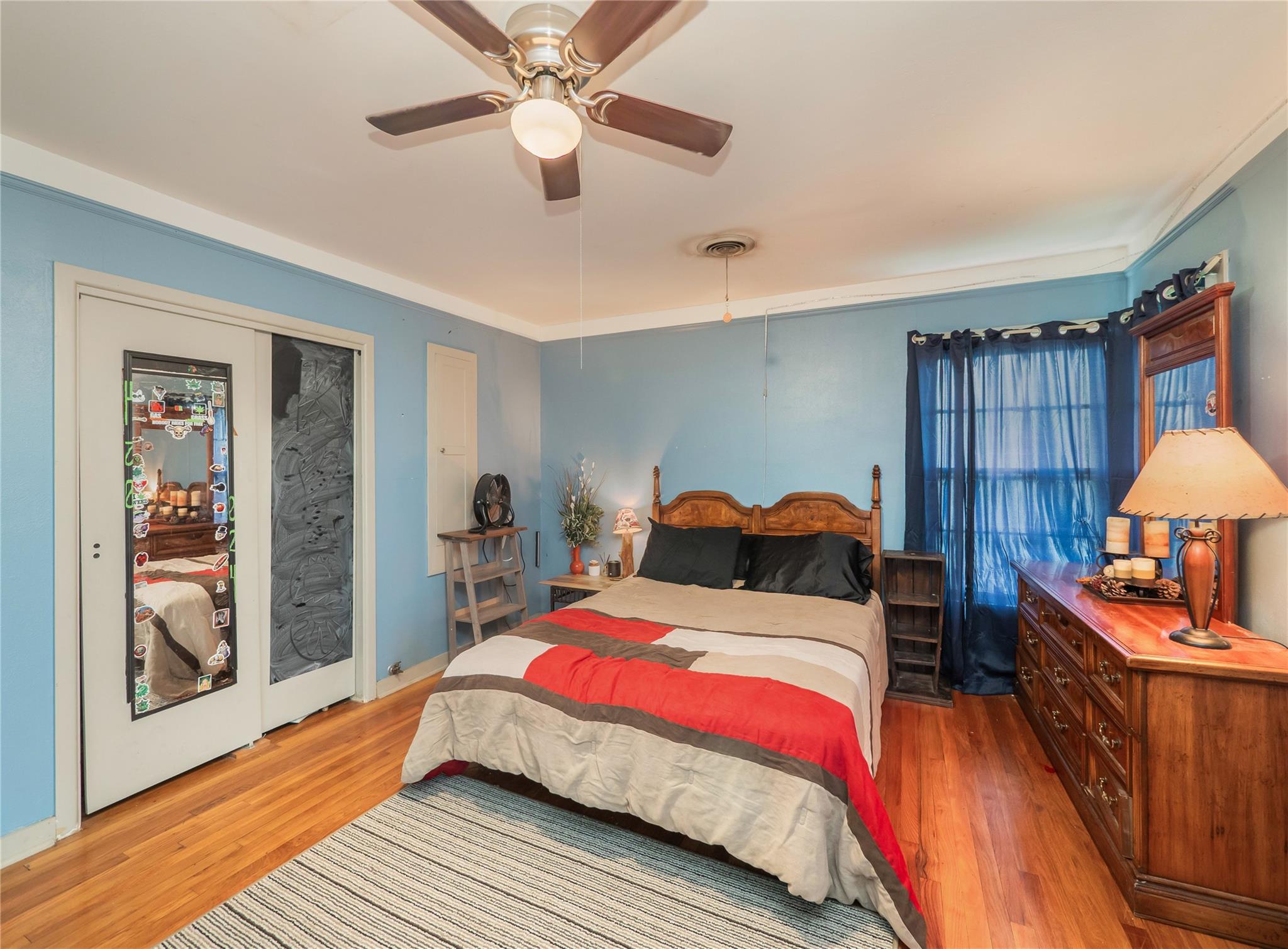 1207 Flag St, Llano, TX 78643