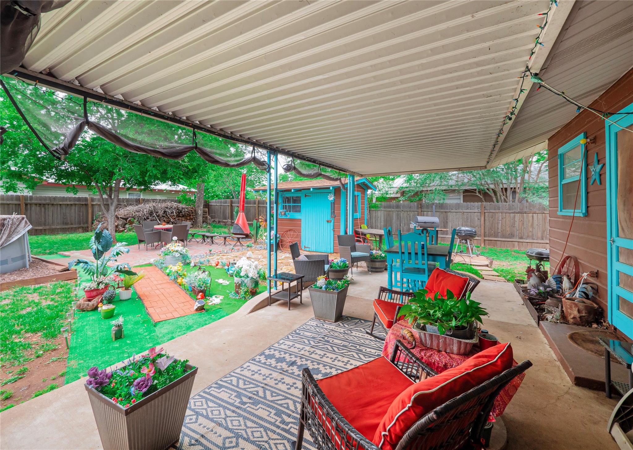 1207 Flag St, Llano, TX 78643