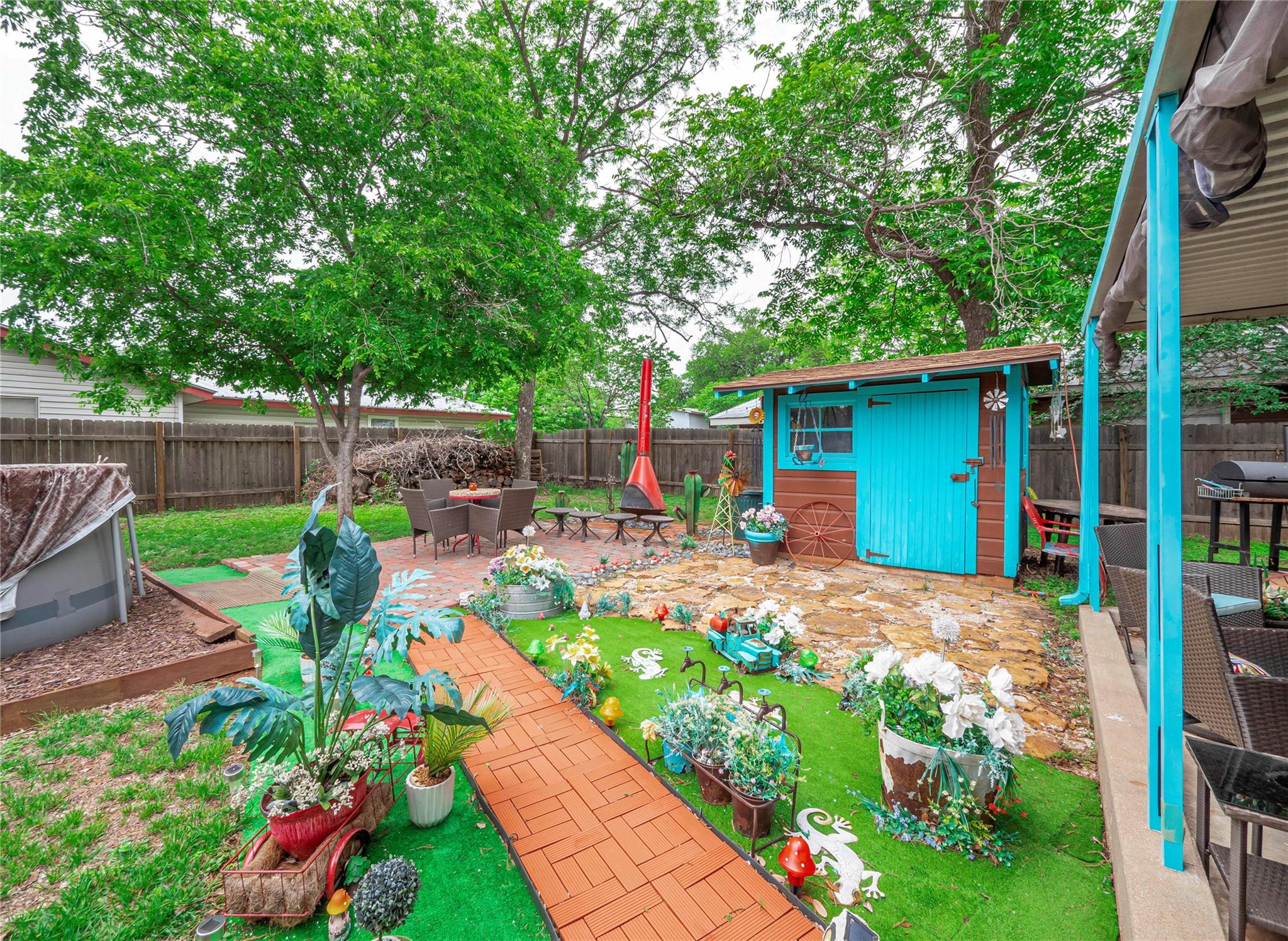 1207 Flag St, Llano, TX 78643