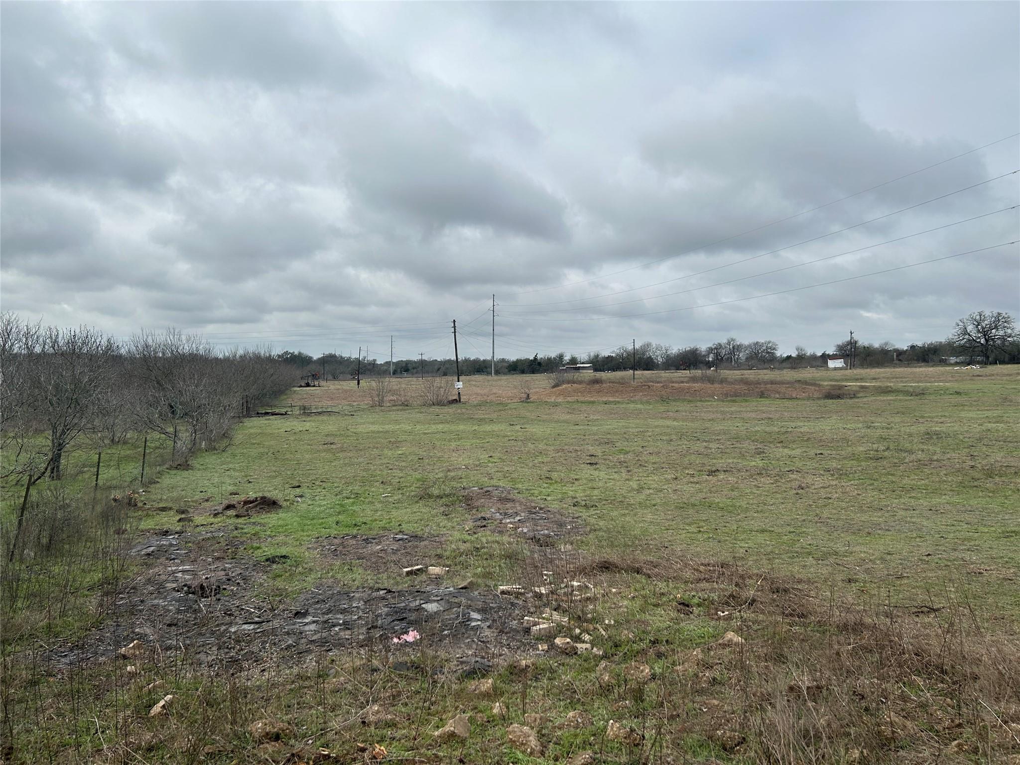 1340 Pettytown Rd, Dale, TX 78616