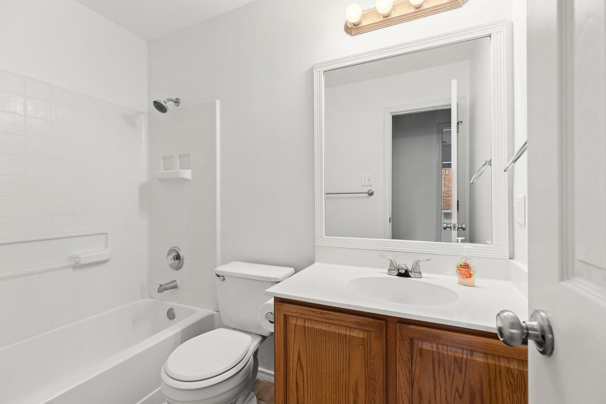 1310 Alpine Mountain Dr, Leander, TX 78641