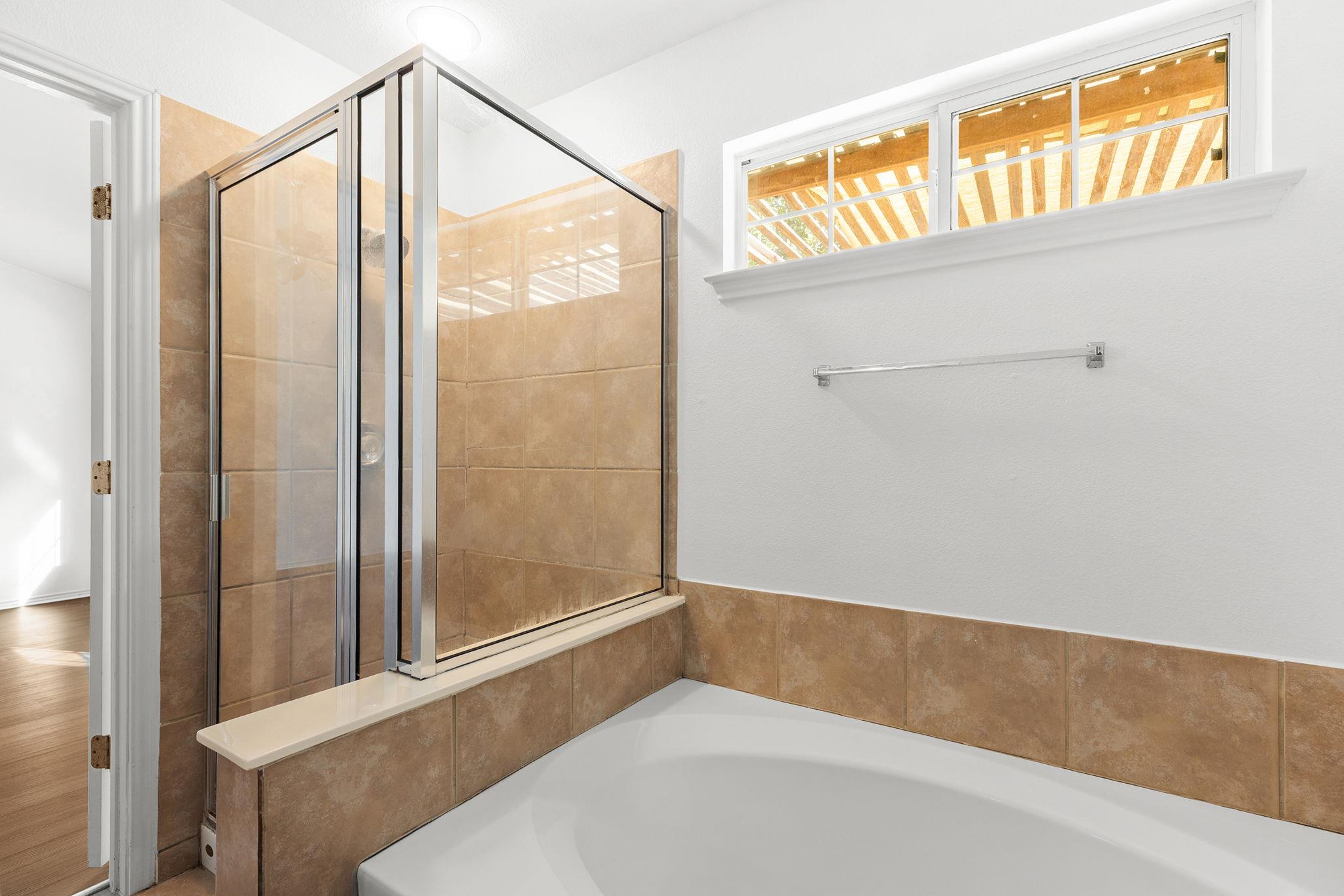 1310 Alpine Mountain Dr, Leander, TX 78641