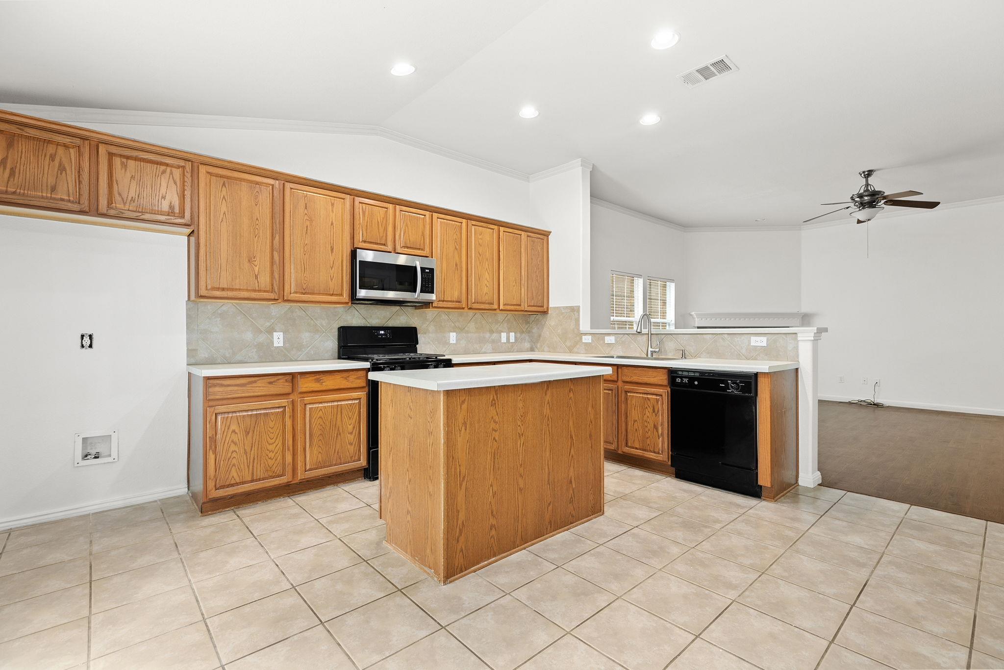 1310 Alpine Mountain Dr, Leander, TX 78641