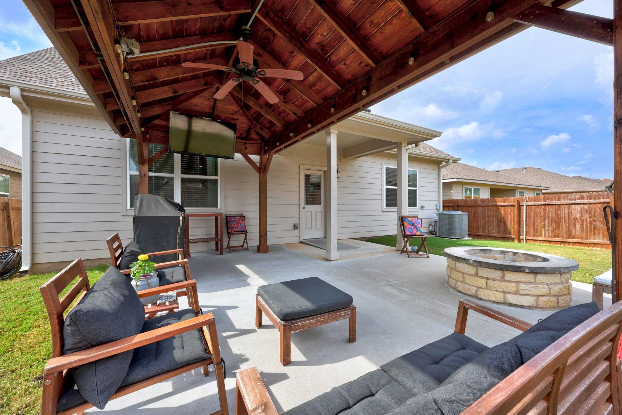 129 Empress Tree Dr, Leander, TX 78641