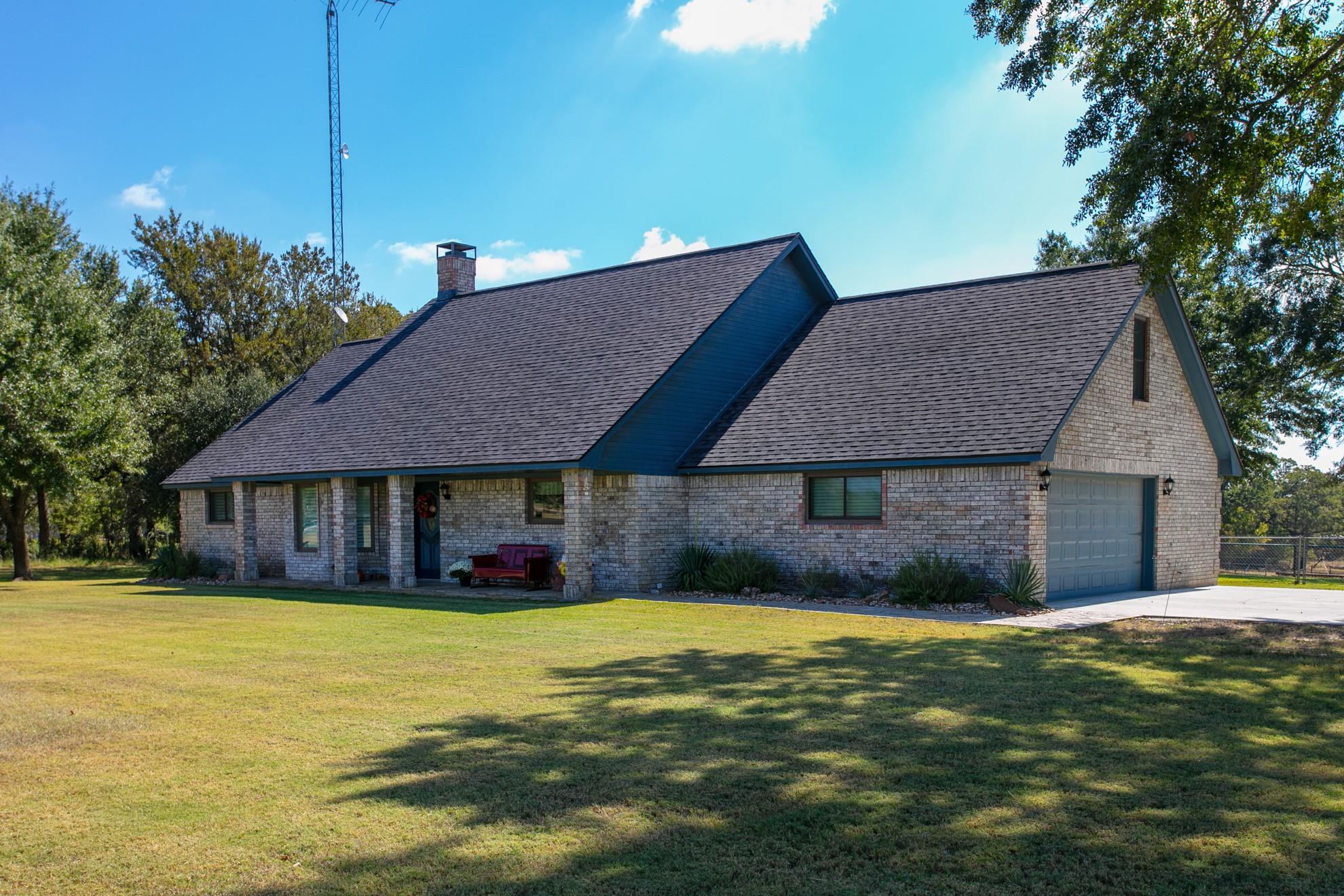 974 State Highway 21 Highway E, Caldwell, TX 77836