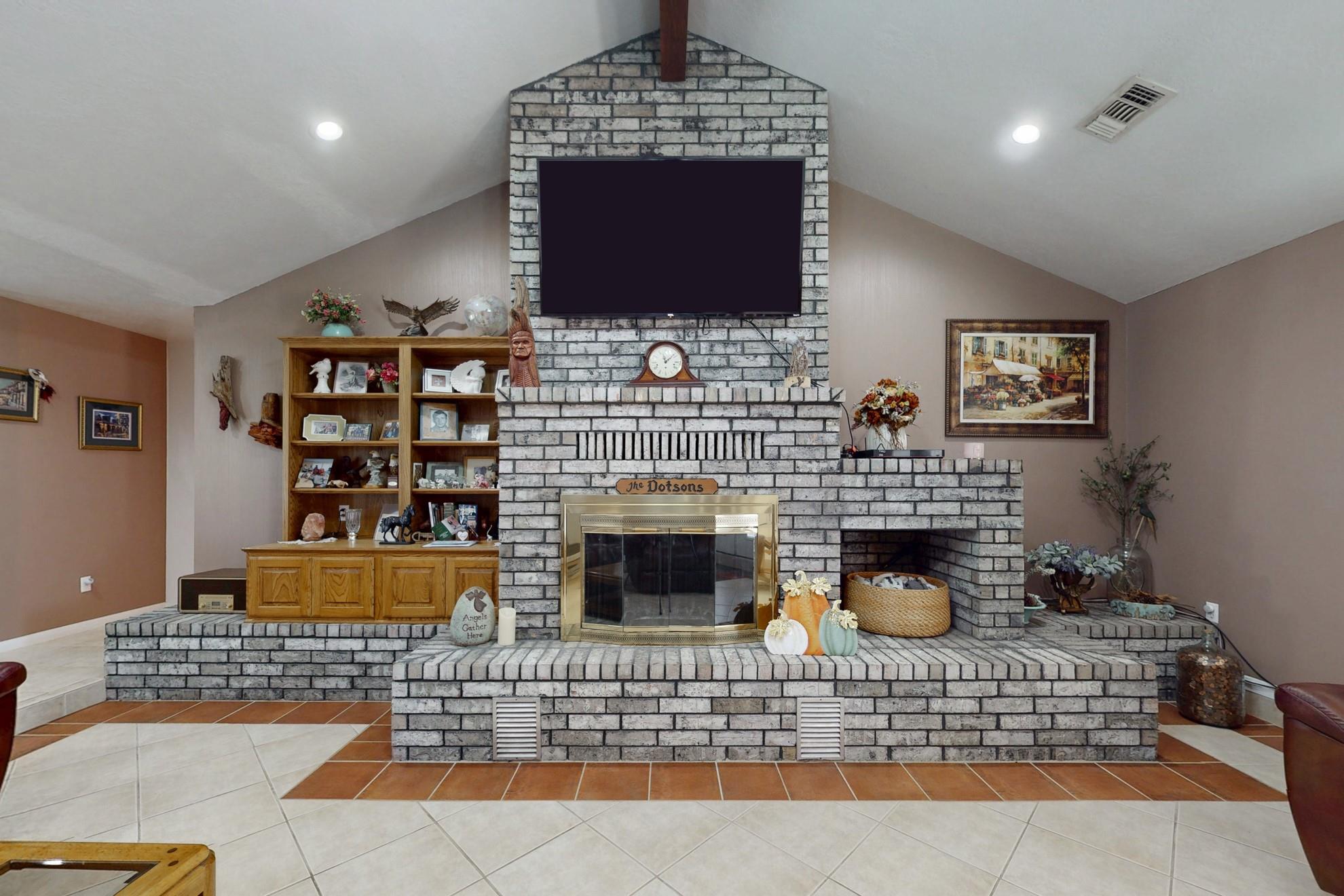 974 State Highway 21 Highway E, Caldwell, TX 77836